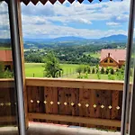Fantastic View Vineyard Beskid Mountains 아파트